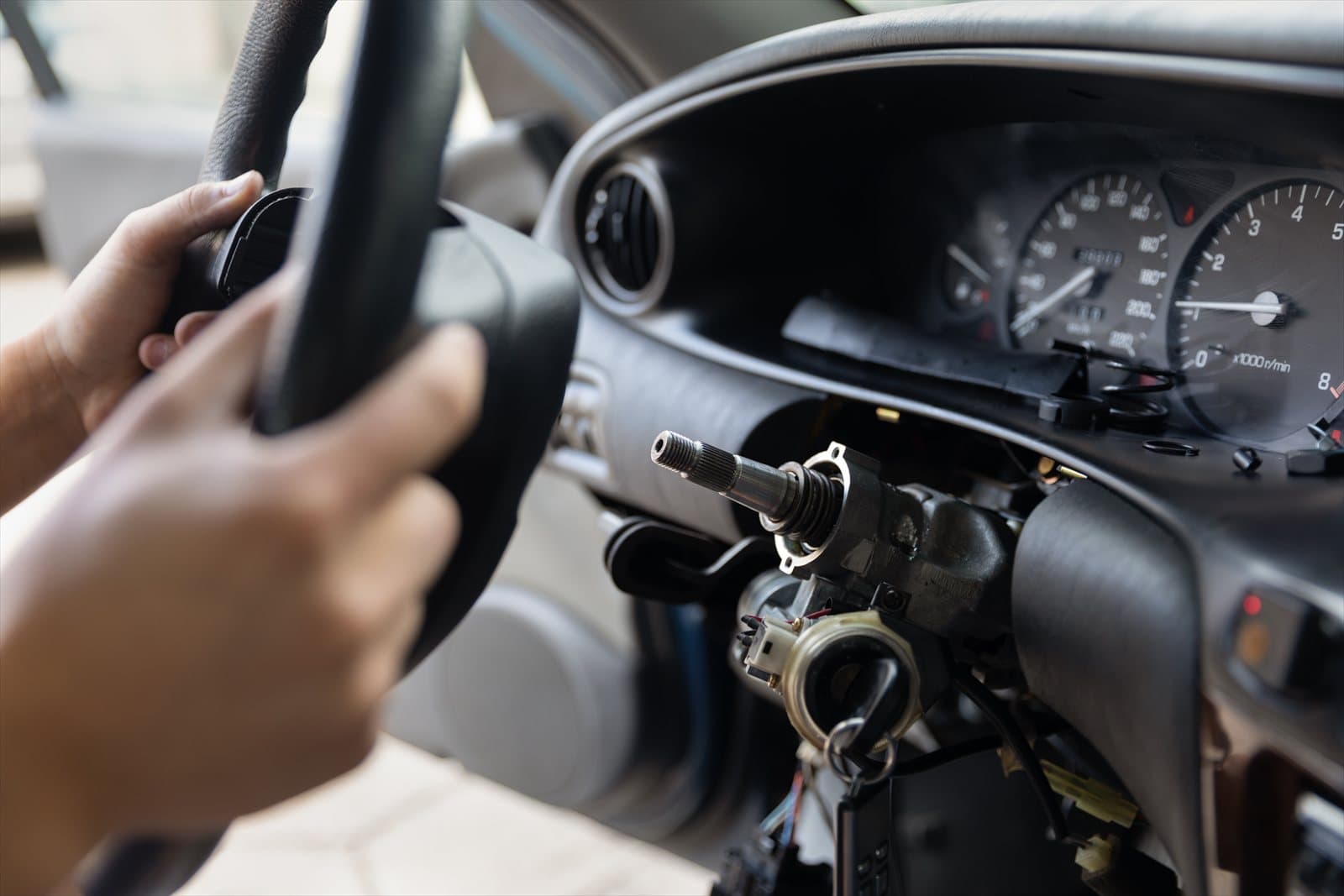 Working on a steering column with the airbag removed